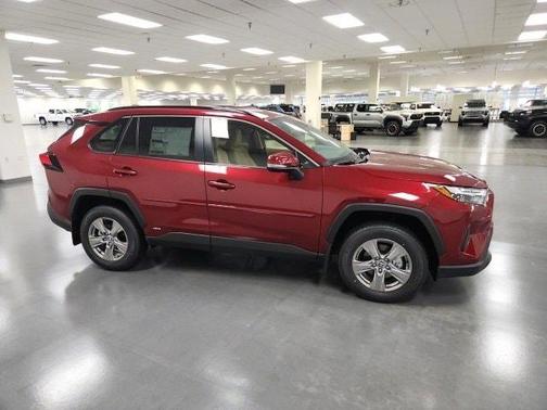 2025 Toyota RAV4 Hybrid LE