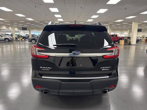 2024 Subaru Ascent Limited 8-Passenger