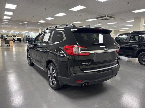 2024 Subaru Ascent Limited 8-Passenger