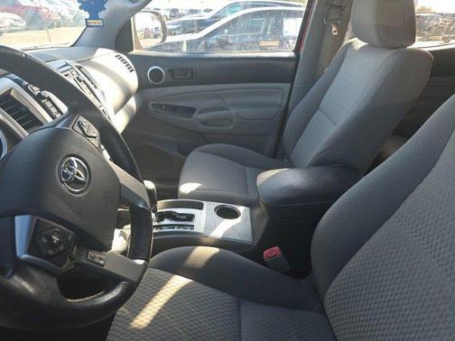 2015 Toyota Tacoma Base