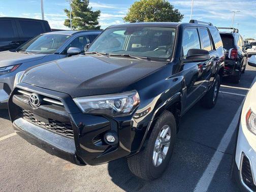 2022 Toyota 4Runner SR5