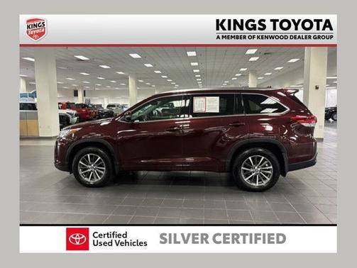 Ooh La La Rouge Mica 2018 Toyota Highlander XLE