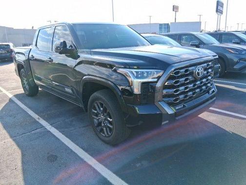 2022 Toyota Tundra Platinum