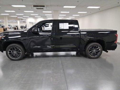 2022 Toyota Tundra Platinum