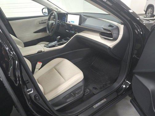 2024 Toyota Crown Limited