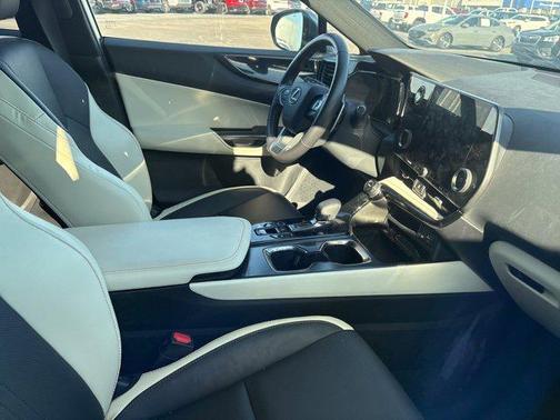 2024 Lexus NX 350h AWD
