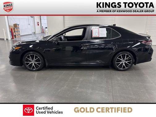 Midnight Black Metallic 2023 Toyota Camry SE