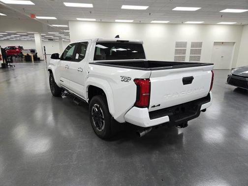 Ice 2026 Toyota Tacoma TRD Sport