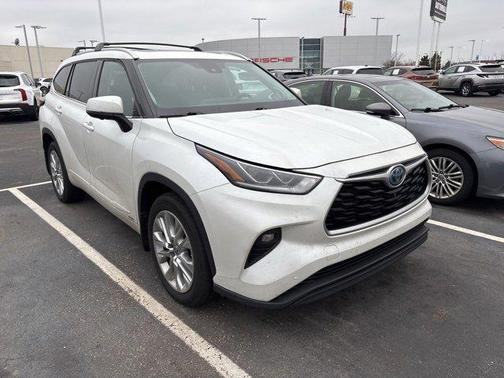 2023 Toyota Highlander Hybrid Limited