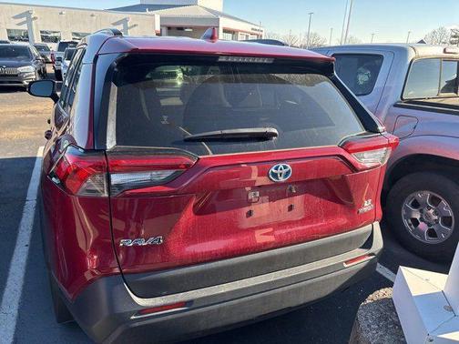 2022 Toyota RAV4 Hybrid LE