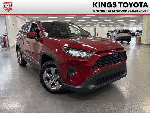 2022 Toyota RAV4 Hybrid LE
