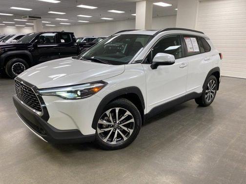2022 Toyota Corolla Cross XLE