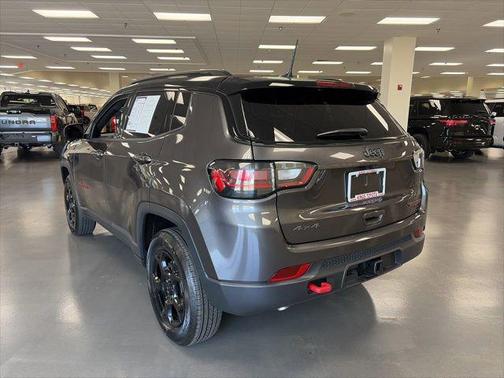 Diamond Black Crystal Pearlcoat 2023 Jeep Compass Trailhawk