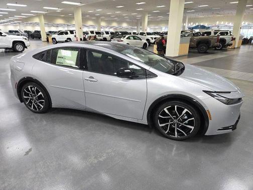 Cutting Edge 2026 Toyota Prius Plug-In Hybrid XSE Premium