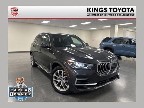 Dark Graphite Metallic 2022 BMW X5 xDrive40i