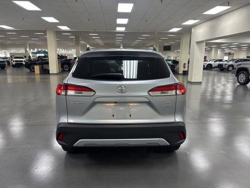 2023 Toyota Corolla Cross LE
