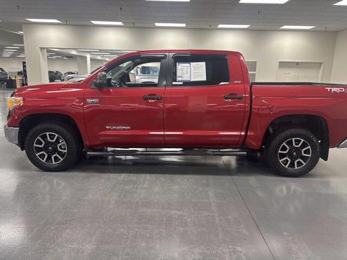2014 Toyota Tundra SR5