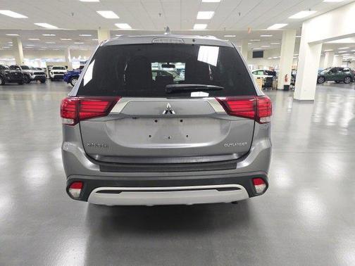 2019 Mitsubishi Outlander ES