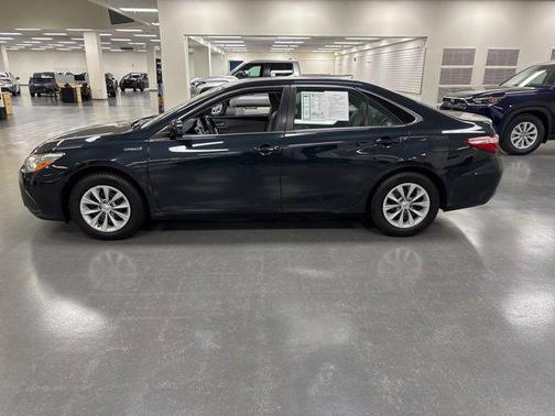 2015 Toyota Camry Hybrid LE