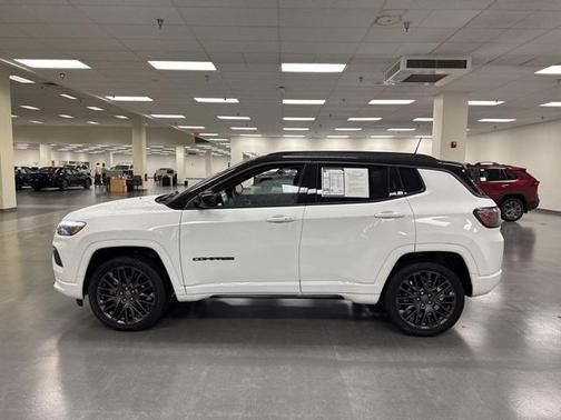 2022 Jeep Compass Altitude