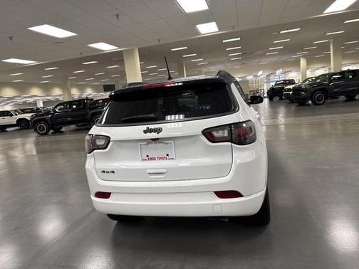 2022 Jeep Compass Altitude