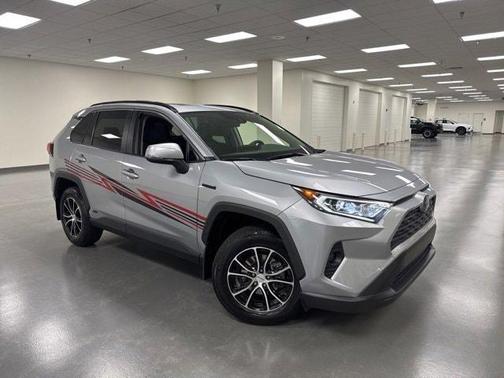 2020 Toyota RAV4 Hybrid XLE