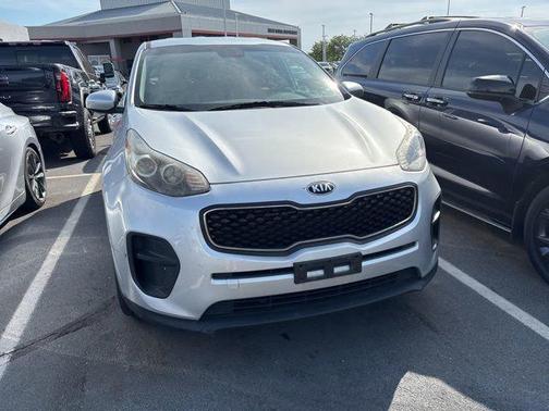 Sparkling Silver 2018 Kia Sportage LX