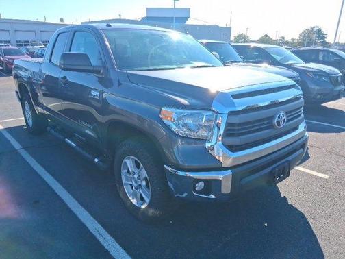 2014 Toyota Tundra SR5