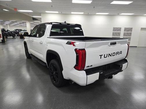 Ice 2026 Toyota Tundra SR5