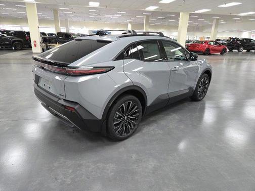 Cement 2026 Toyota C-HR XSE
