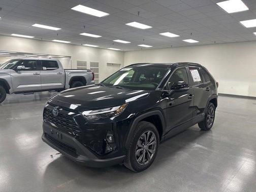 2023 Toyota RAV4 Hybrid XLE Premium