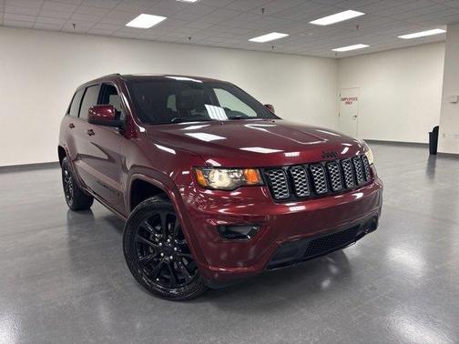 2020 Jeep Grand Cherokee Altitude