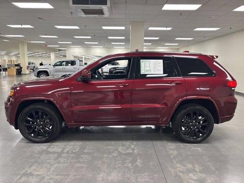 2020 Jeep Grand Cherokee Altitude