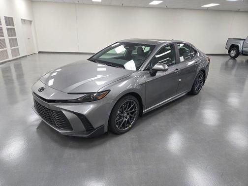 Heavy Metallic 2026 Toyota Camry SE