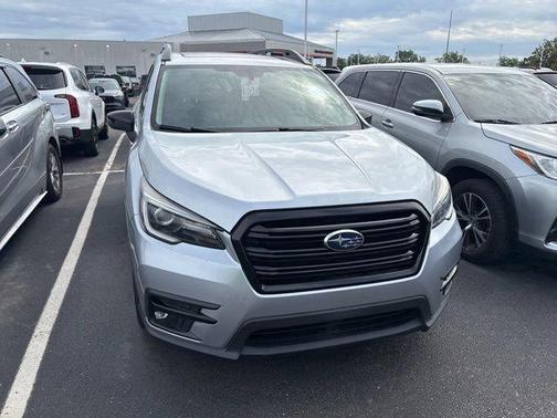 Ice Silver Metallic 2022 Subaru Ascent Onyx Edition 7-Passenger