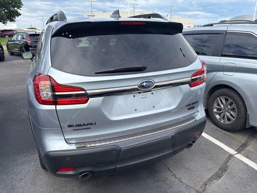 Ice Silver Metallic 2022 Subaru Ascent Onyx Edition 7-Passenger