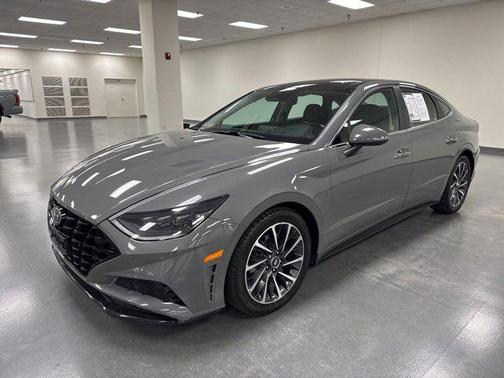 2022 Hyundai SONATA Limited