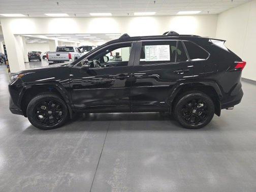 2024 Toyota RAV4 Hybrid SE