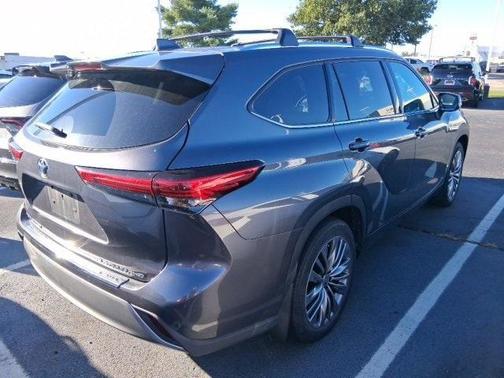 2020 Toyota Highlander Platinum