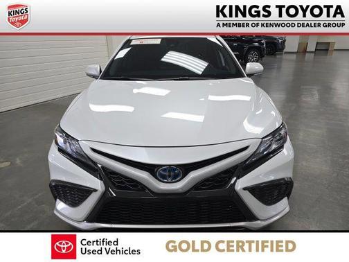 2024 Toyota Camry Hybrid SE