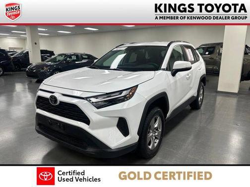 Ice Cap 2025 Toyota RAV4 XLE
