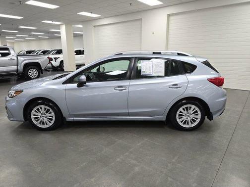 2017 Subaru Impreza 2.0i Premium