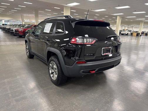 2020 Jeep Cherokee Trailhawk