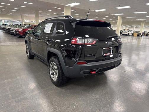 2020 Jeep Cherokee Trailhawk