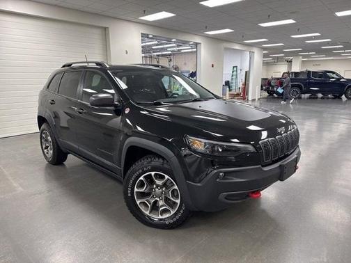 2020 Jeep Cherokee Trailhawk