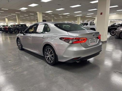 2023 Toyota Camry Hybrid XLE
