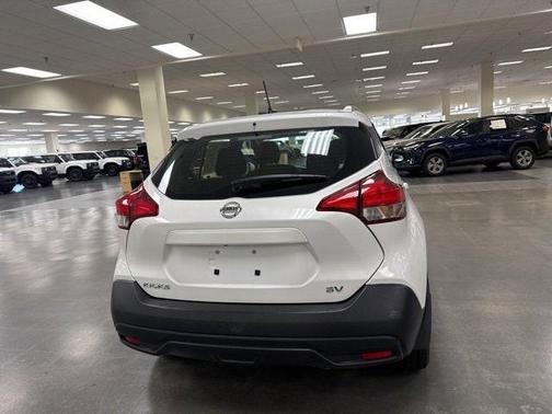 2019 Nissan Kicks SV