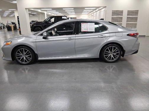 2023 Toyota Camry XLE