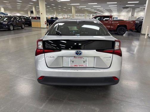 2022 Toyota Prius XLE