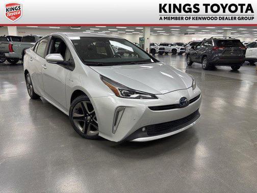 2022 Toyota Prius XLE